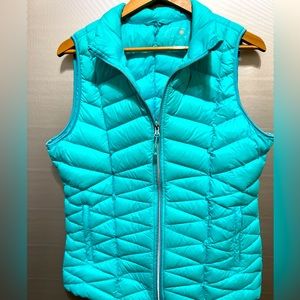Women’s turquoise outdoor size large vest